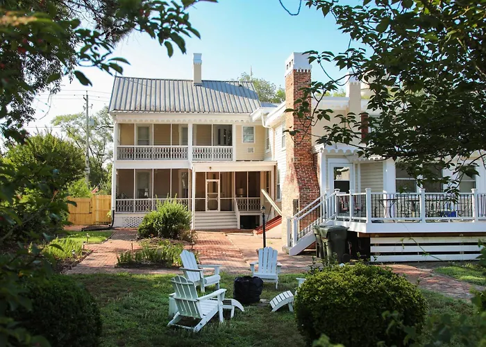 Cypress River Inn & Spa